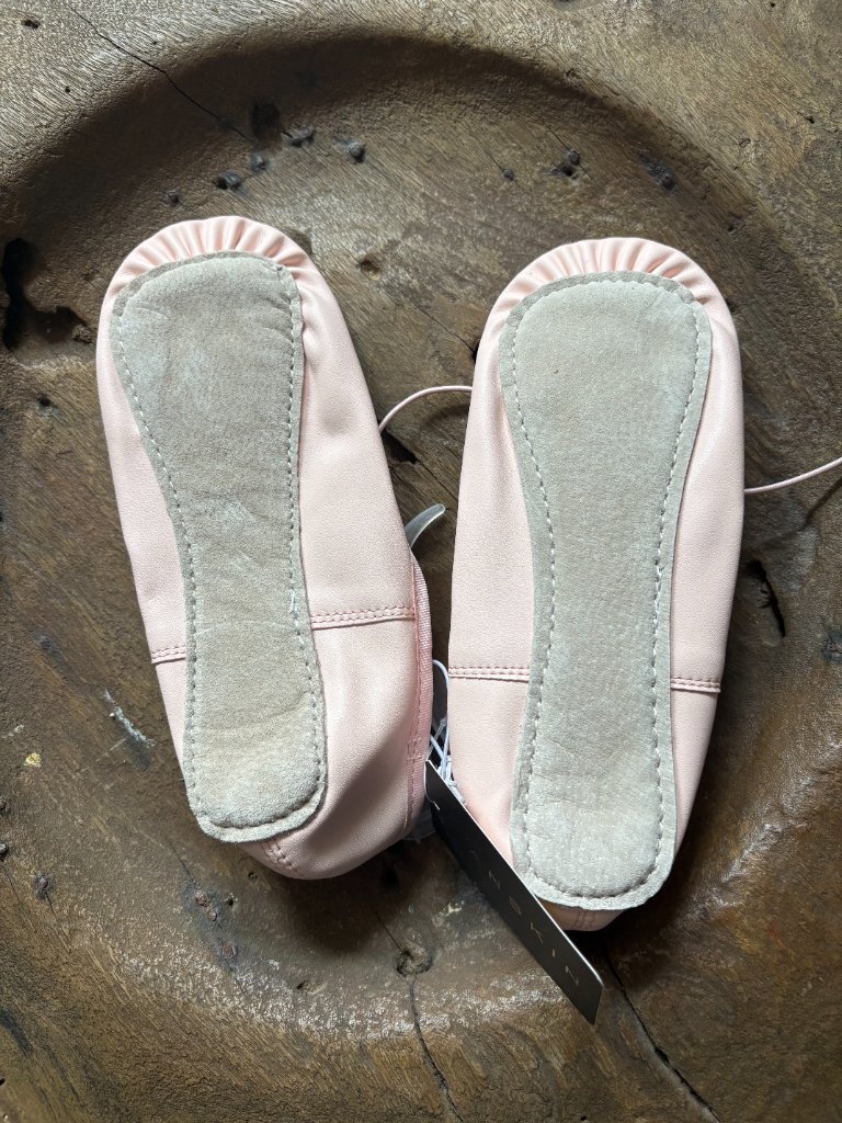 Danskin Freestye Pink Leather Kids Ballet Shoes Size 2 Nwt — image 4 of 4